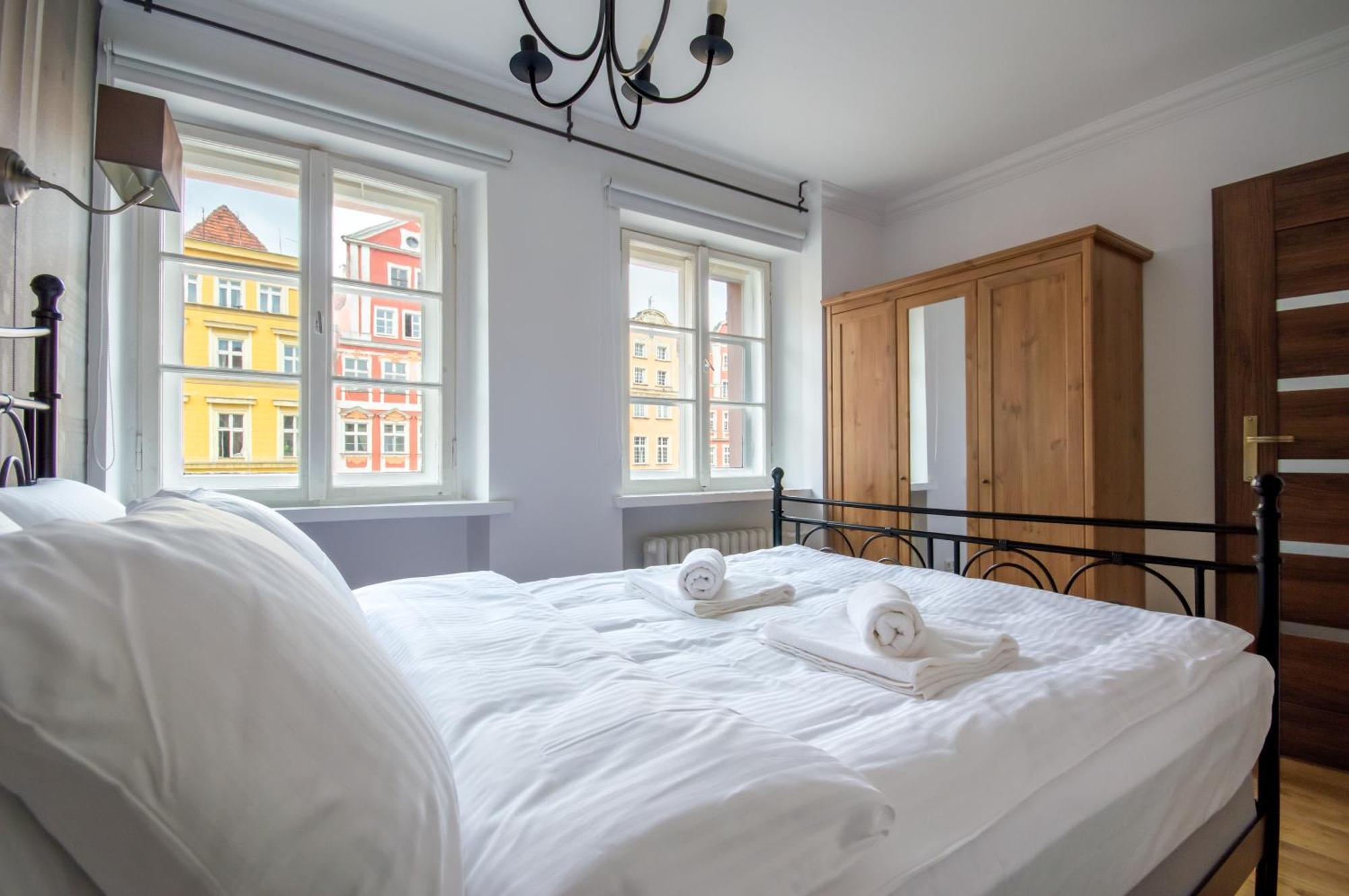 Apartament W Ratuszu Apartment Wroclaw Bagian luar foto
